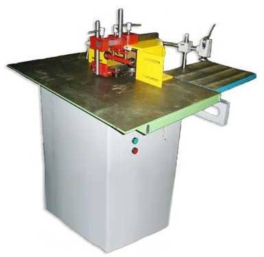 Фрезерный станок ФС-1А (в шипорезном исполнении) Фрезерный станок ФС-1А (в шипорезном исполнении)