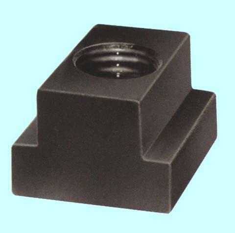 Сухари для станочных пазов 23.7мм, 40х40х15х32мм, М22 (YT-2008) Сухари для станочных пазов 23.7мм, 40х40х15х32мм, М22 (YT-2008)