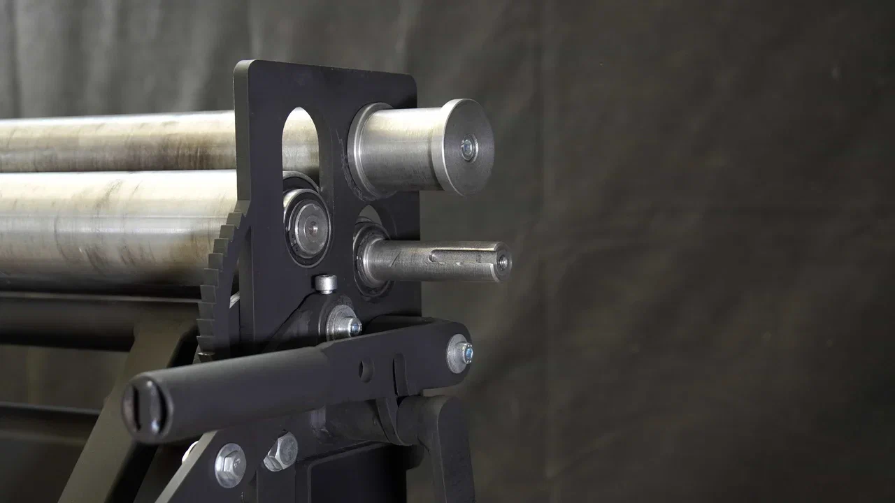 Станок вальцовочный трехвалковый электро RMEA-550x2 mini