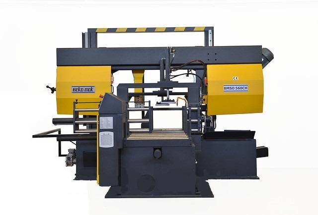 Двухколонный ленточнопильный станок Beka-Mak BMSO 560 CH PLC Двухколонный ленточнопильный станок Beka-Mak BMSO 560 CH PLC