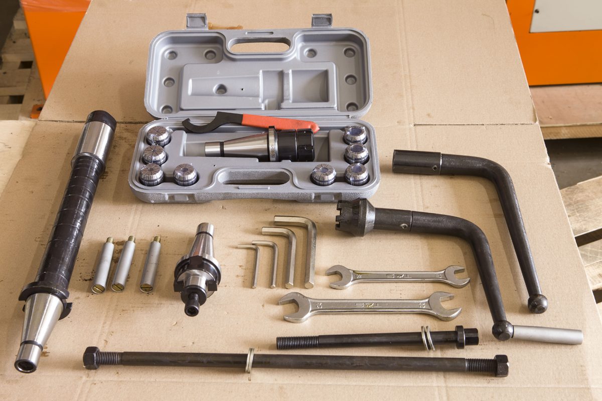 Широкоуниверсальный фрезерный станок Stalex MUF150 Servo Широкоуниверсальный фрезерный станок Stalex MUF150 Servo