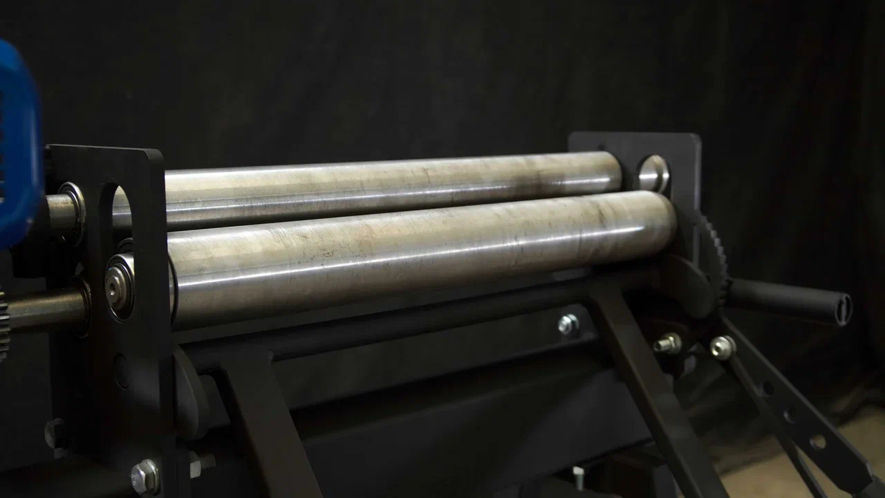 Станок вальцовочный трехвалковый электро RMEA-550x2 mini