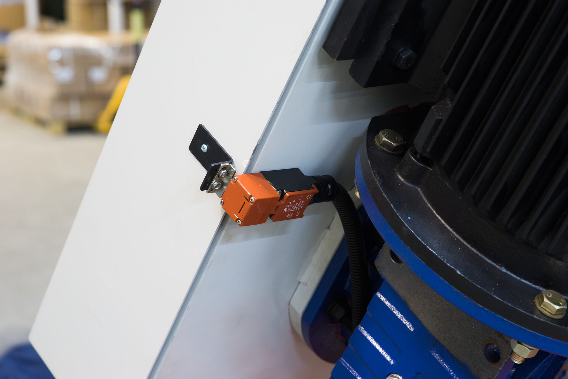 Станок ленточнопильный полуавтоматический Stalex TGK-4235