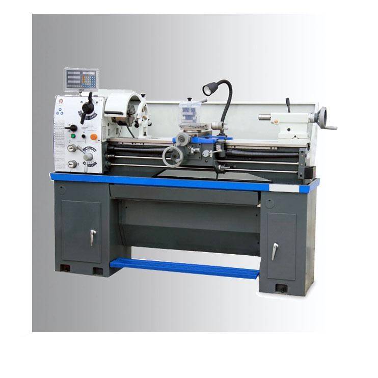 Универсальный токарно-винторезный станок Витязь 16К20М