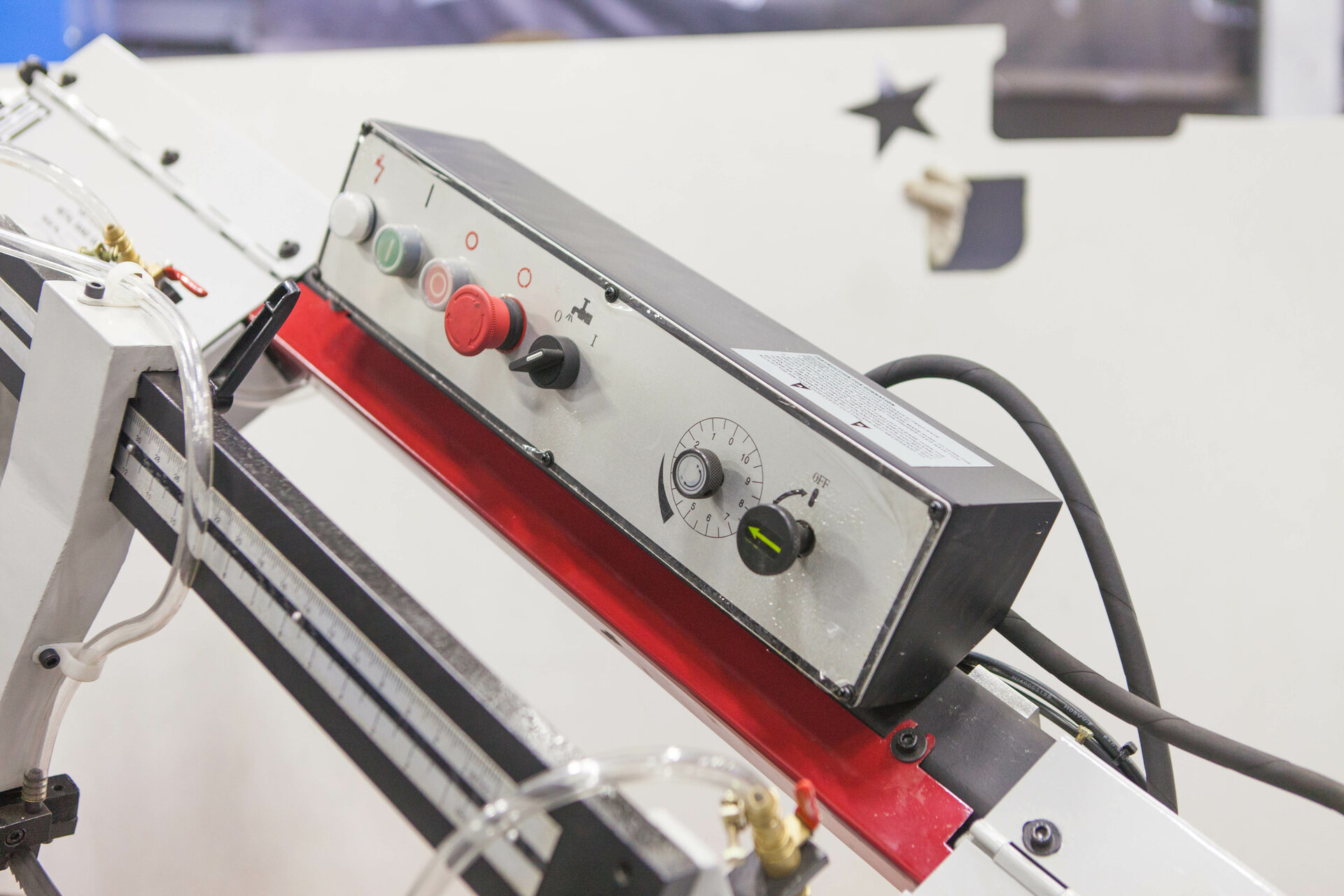 Станок ленточнопильный ручной Stalex BS-916V Станок ленточнопильный ручной Stalex BS-916V