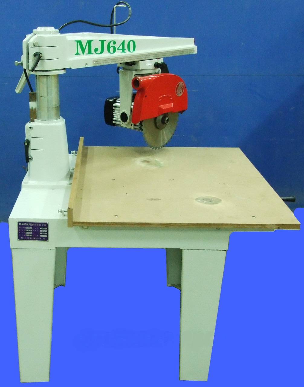 Торцовочный станок LTT MJ640 Торцовочный станок LTT MJ640