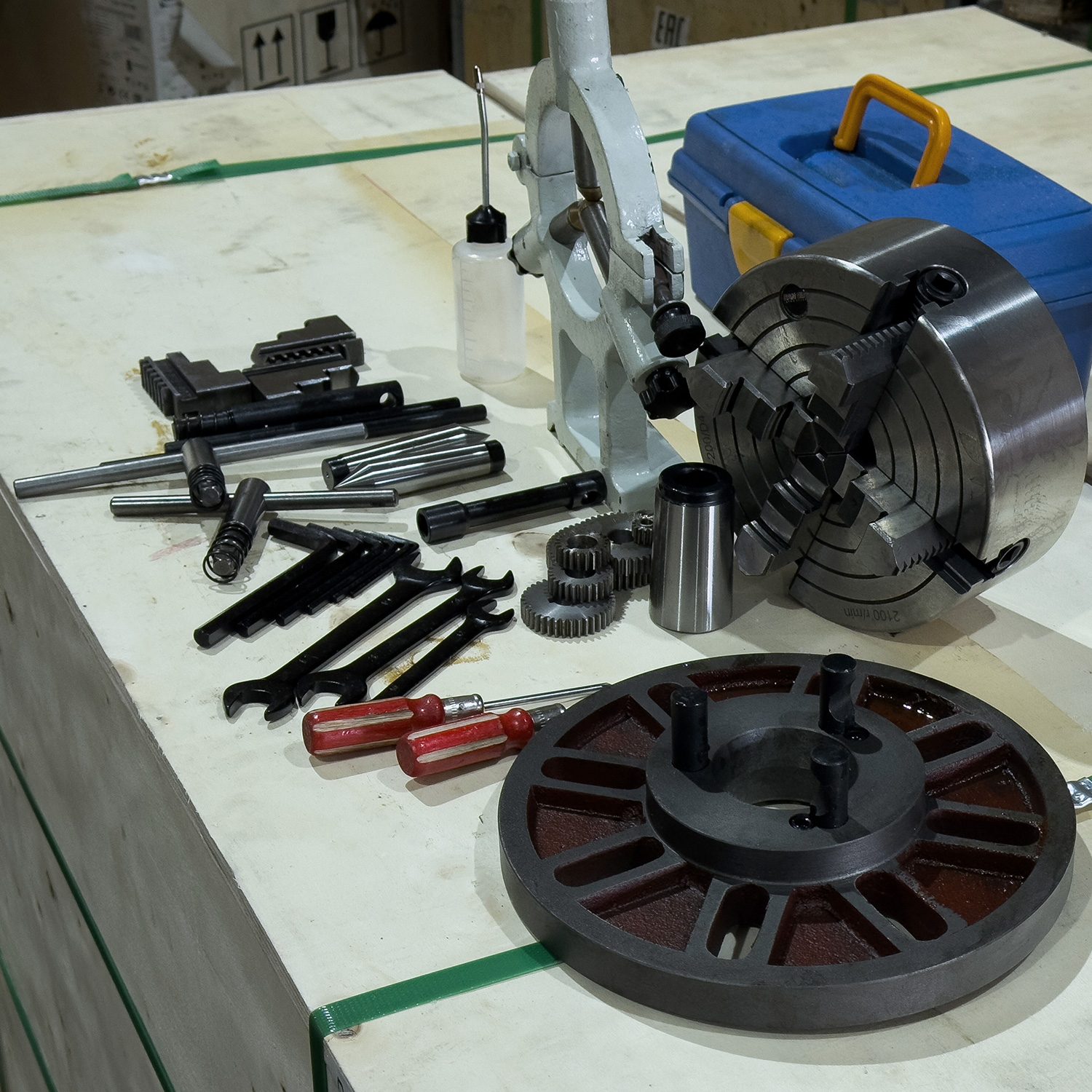 Настольный универсальный токарный станок с УЦИ Proma SPZ-1000 21110000 Настольный универсальный токарный станок с УЦИ Proma SPZ-1000 21110000