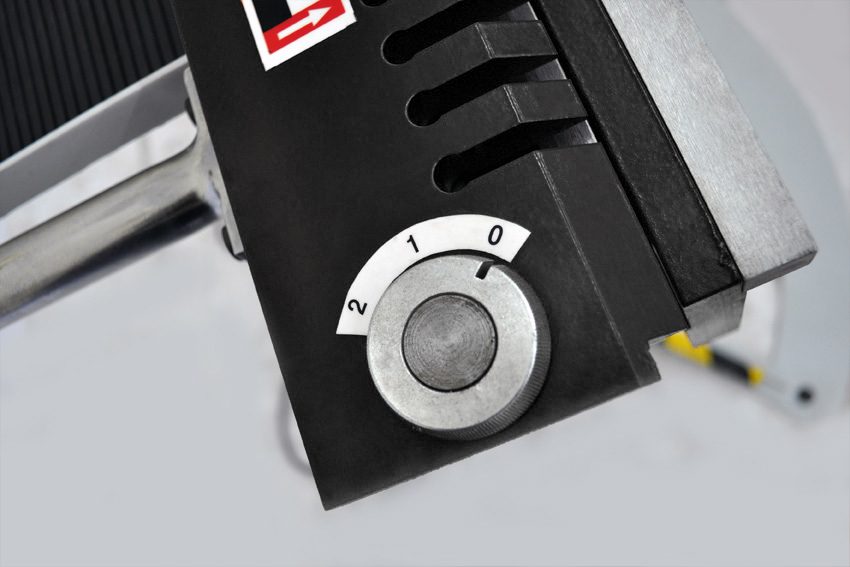 Листогибочный электромагнитный станок Stalex EB 2500х1,6 Листогибочный электромагнитный станок Stalex EB 2500х1,6