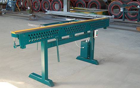 Ручной листогиб электромагнитынй ЛГМ-35 L=2000 мм Ручной листогиб электромагнитынй ЛГМ-35 L=2000 мм