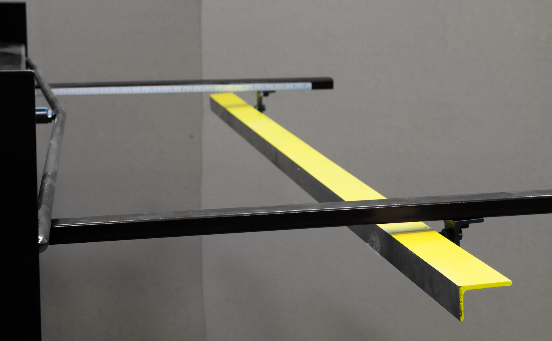 Гильотина ножная Stalex Q01-1.2x2500B