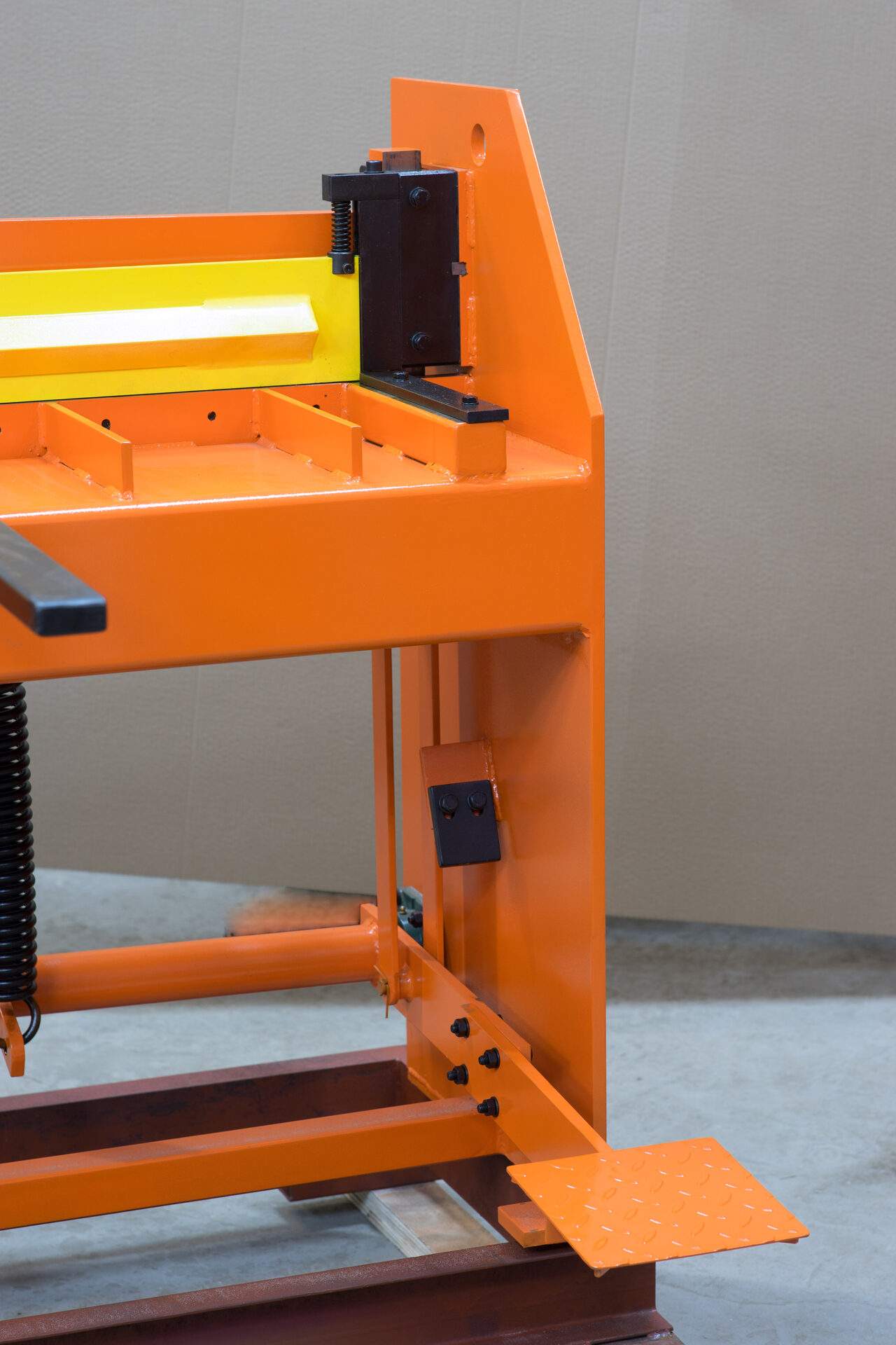 Гильотина ножная Stalex Q01-1.6x1320B