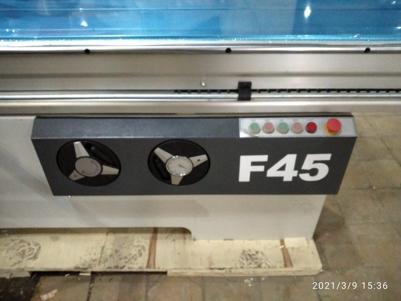 Форматно-раскроечный станок LTT F45