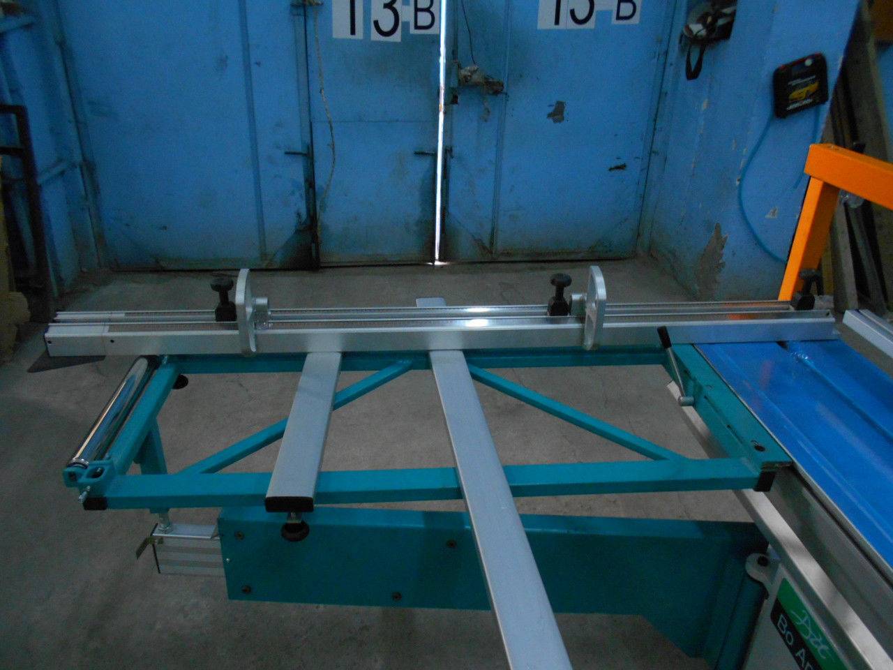 Форматно-раскроечный станок LTT F 90 Форматно-раскроечный станок LTT F 90