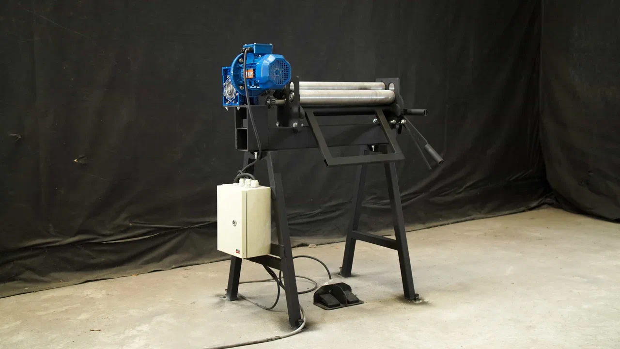 Станок вальцовочный трехвалковый электро RMEA-550x2 mini Станок вальцовочный трехвалковый электро RMEA-550x2 mini