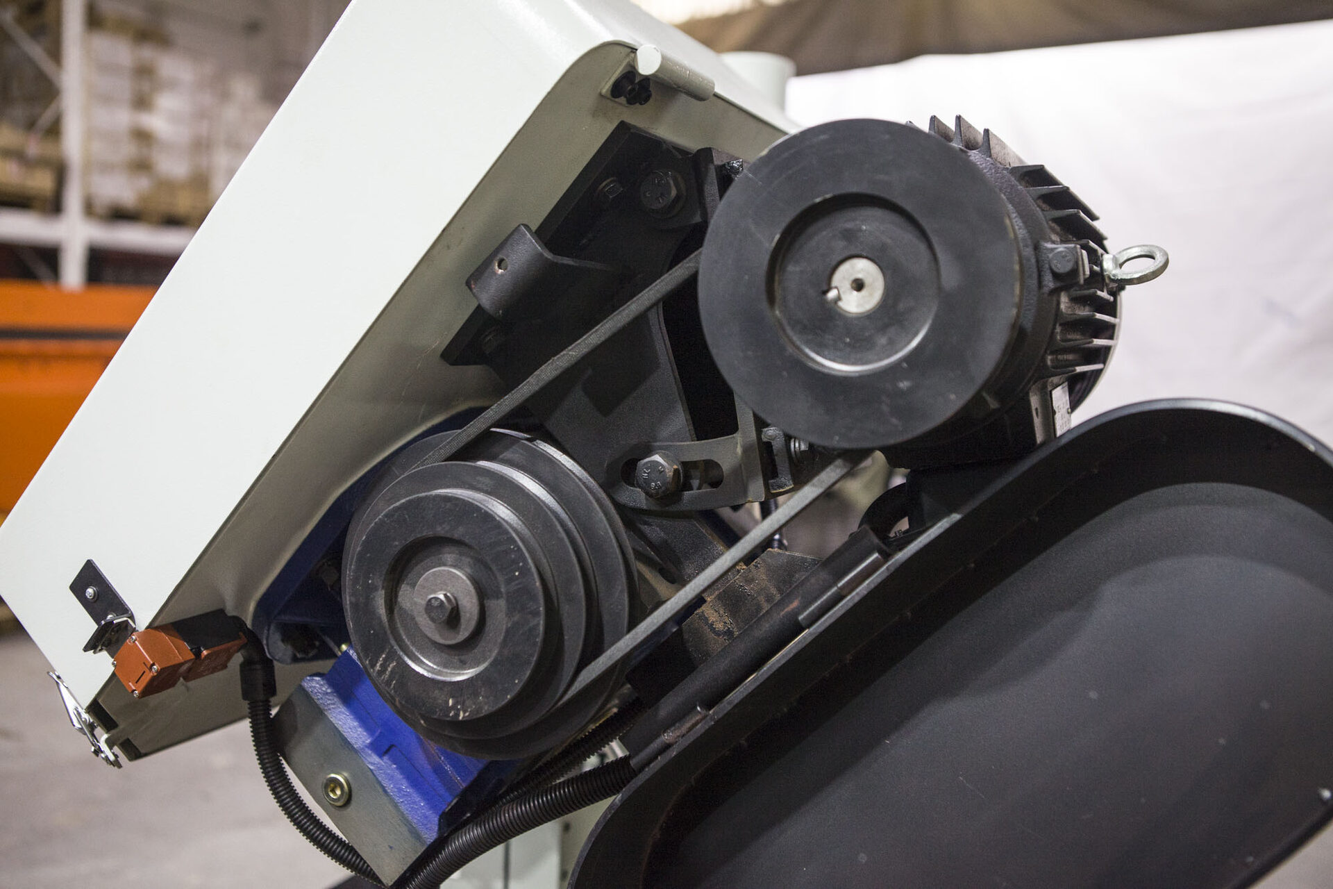 Ленточнопильный станок автоматический Stalex TBK-4228B