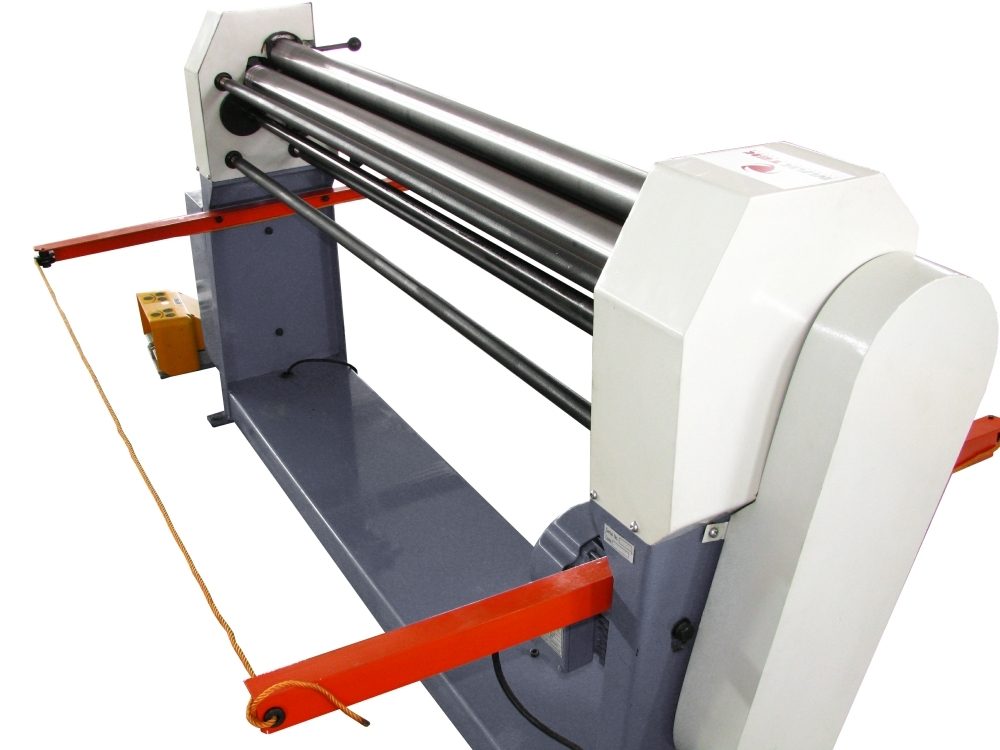 Вальцовочный станок электромеханический CORMAK ESR-1300/1.5E Вальцовочный станок электромеханический CORMAK ESR-1300/1.5E