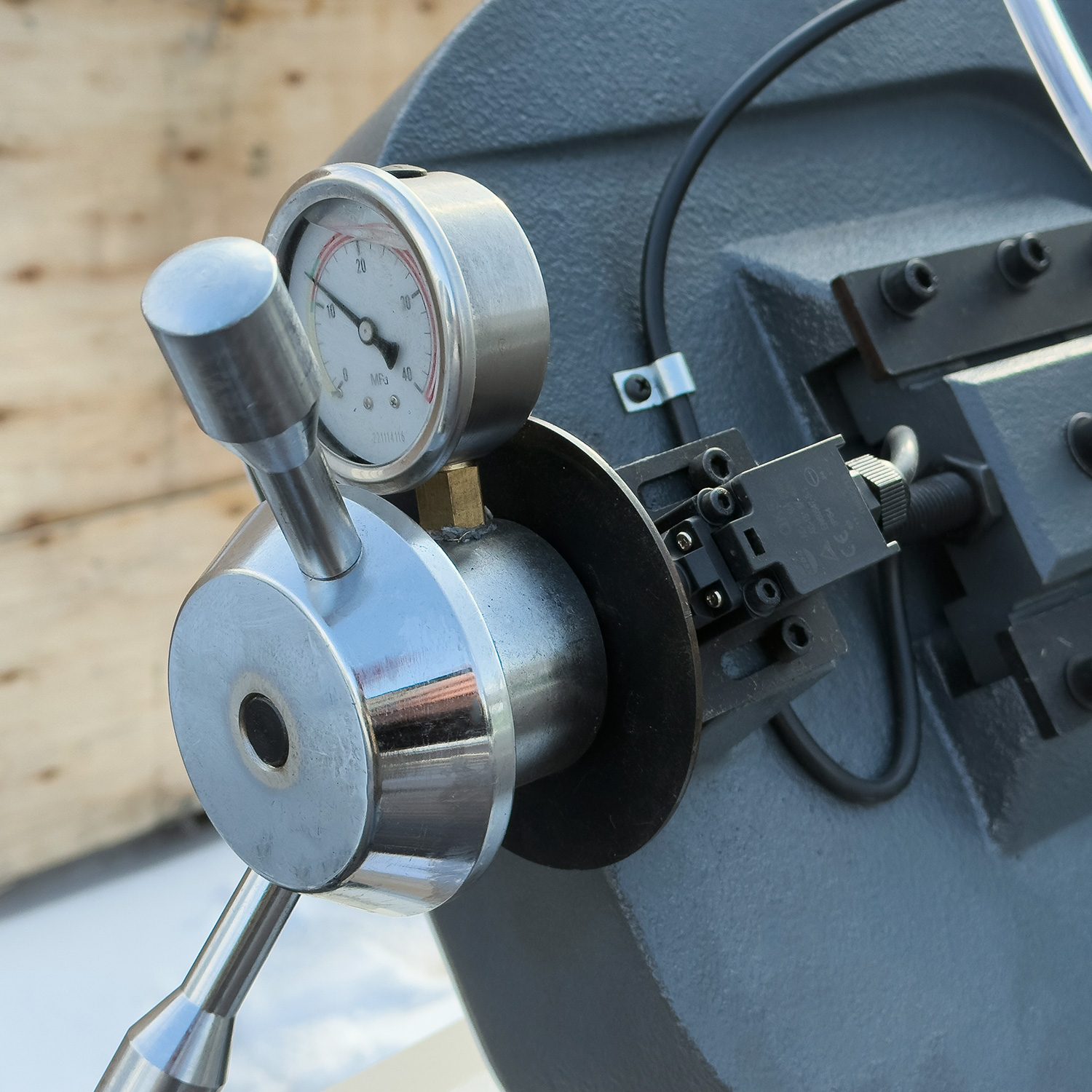 Ленточная пила по металлу полуавтоматическая Proma PPS-270HPA 27027000