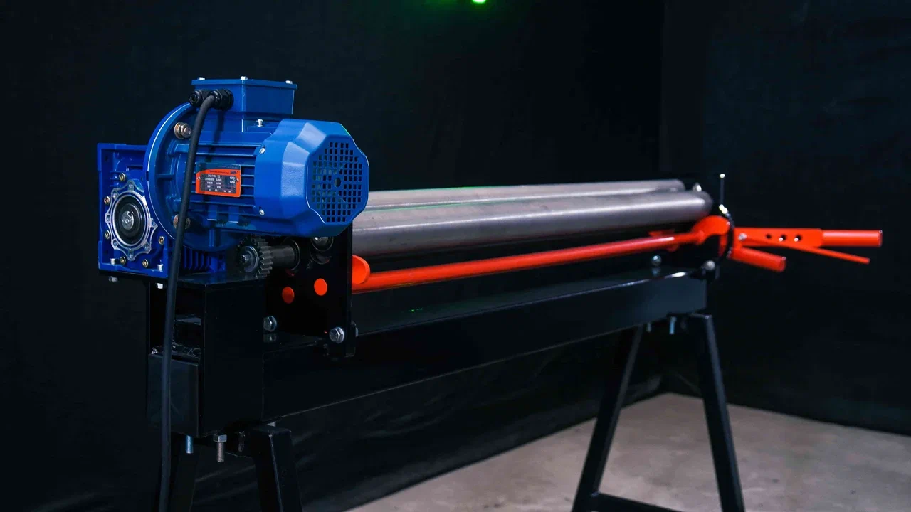 Станок вальцовочный трехвалковый электро RME-1300х1.2