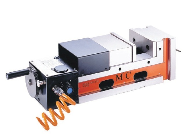 Пневматические прецизионные тиски высокого давления JPV-4-100