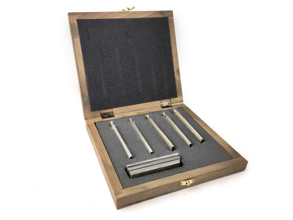 Набор отрезных пластинчатых резцов Р6М5 4х18х125мм