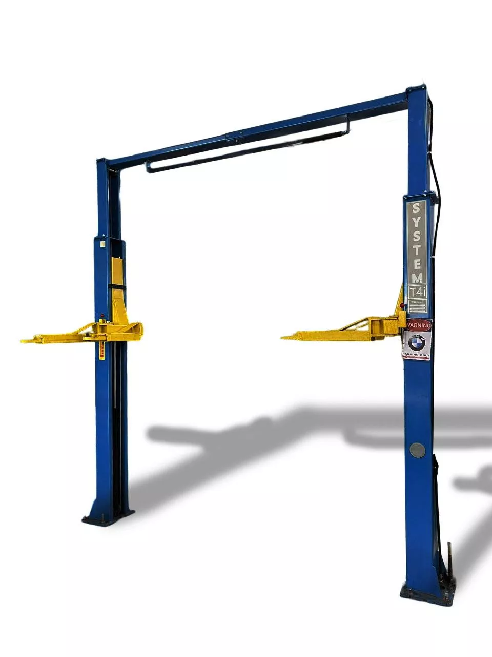 Двухстоечный гидравлический подъемник System T4i-1114 с верхней синхронизацией Двухстоечный гидравлический подъемник System T4i-1114 с верхней синхронизацией
