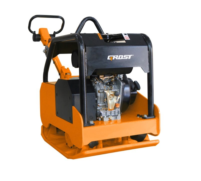 Виброплита реверсивная GROST VH 500D