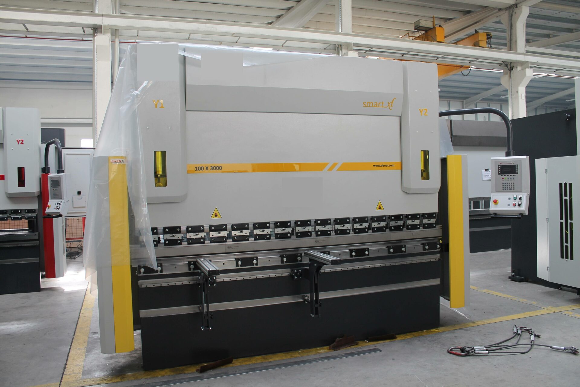 Пресс листогибочный гидравлический с ЧПУ Dener SX1540 Пресс листогибочный гидравлический с ЧПУ Dener SX1540