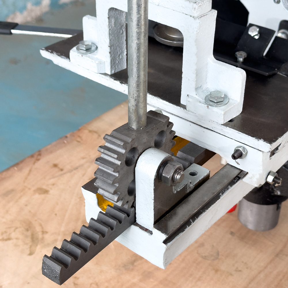 Комбинированный деревообрабатывающий станок Proma CWM-200-3/220