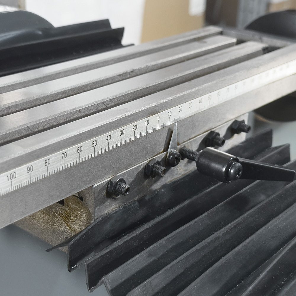 Фрезерно-сверлильный настольный станок Proma FPX-25E 25951000