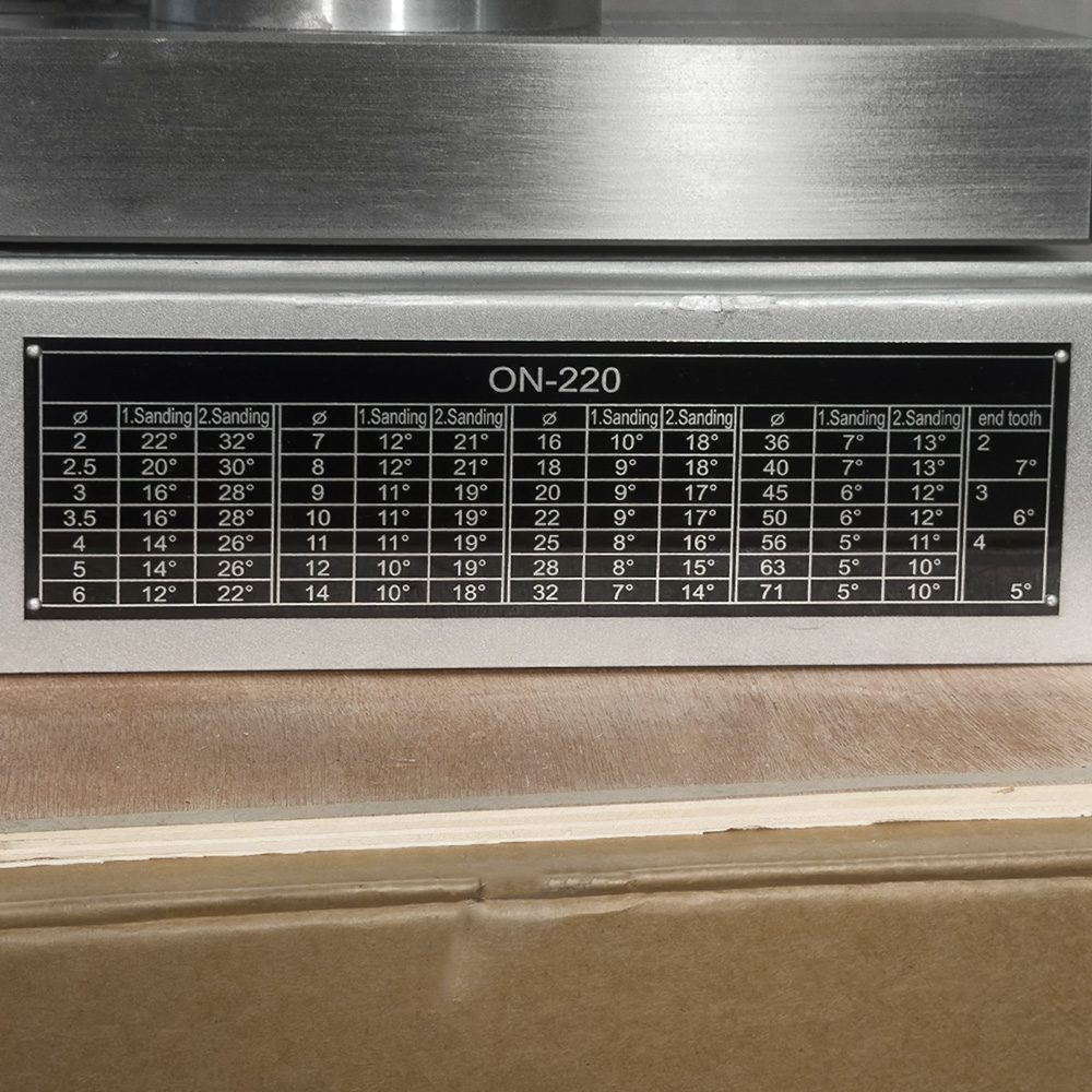 Станок для заточки инструмента универсальный Proma ON-220 25250030 Станок для заточки инструмента универсальный Proma ON-220 25250030